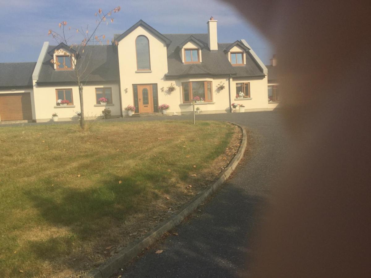 The Crossroads B&B New Ross Exterior photo